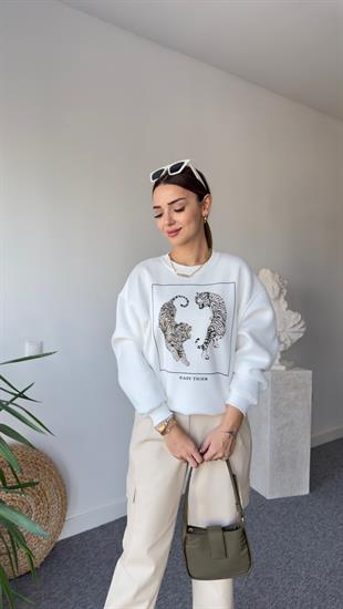 Taş Detay Kaplan Baskılı Beyaz Sweat
