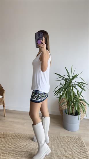 Havuz Yaka Beyaz Viskon Atlet