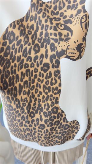 Aster Önü Kaplan Baskılı Sweatshirt