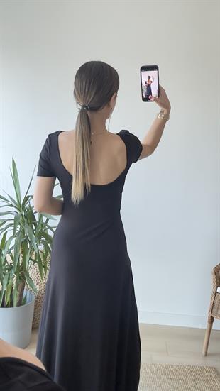 Çift Yırtmaçlı Sırt Detay Siyah Elbise