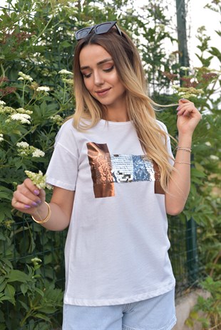 Pullu Beyaz Tshirt