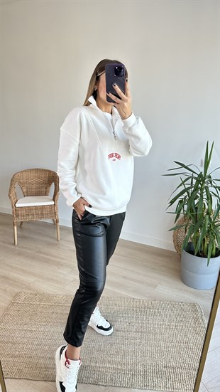 Yarım Fermuar Nakış Yazılı Beyaz Sweat