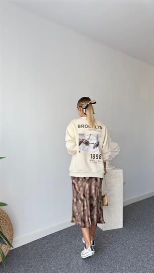 Sırtı Baskılı Yanlar Fermuarlı Bej Sweatshirt
