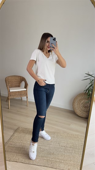 Pamuklu V Yaka Ekru Basic Tshirt