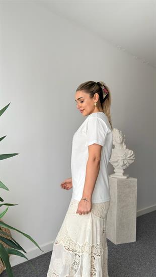 Kalp Dantel İşlemeli Beyaz Tshirt