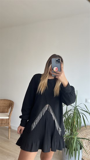 Önü V Taş Detaylı Tasarım Sweat
