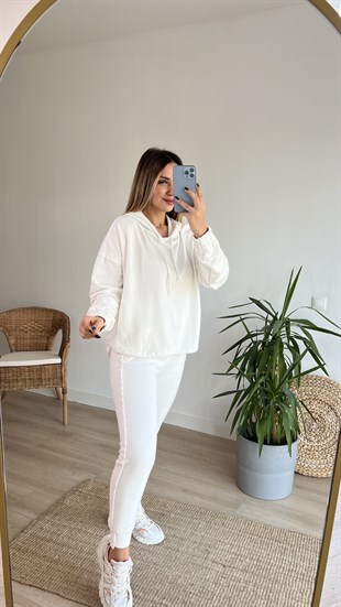 Arkası Yırtmaçlı Kapüşonlu Beyaz Sweat