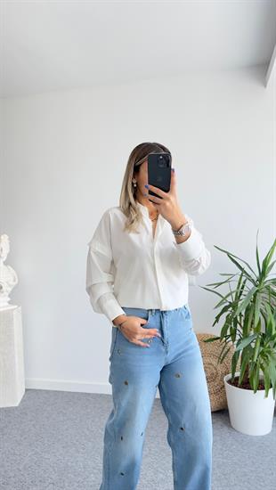 Omuzu Düğme Detaylı Beyaz Gömlek