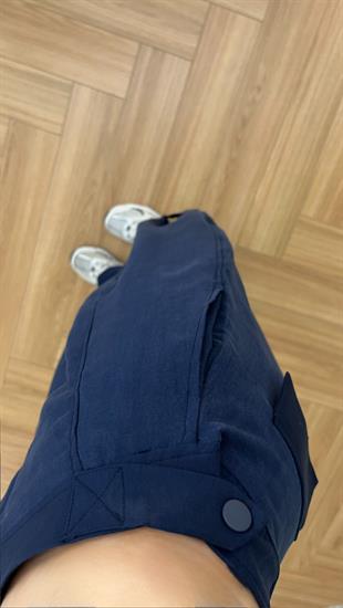 Lacivert Paça Düğme Detaylı Pantolon