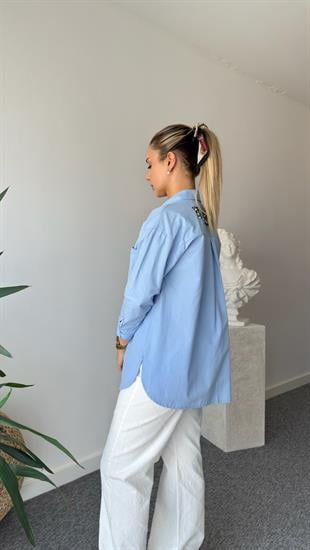 Valero Sırt Yazı Ve Taş Detaylı Mavi Gömlek