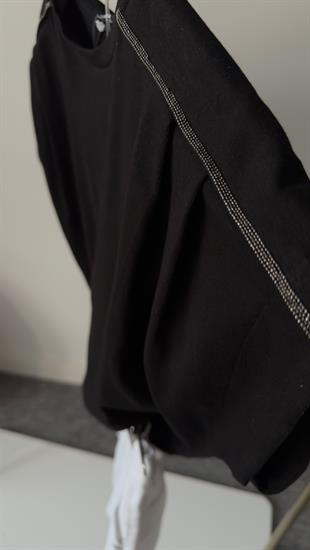 Ntwrk Model Omuz Detaylı Siyah Tshirt