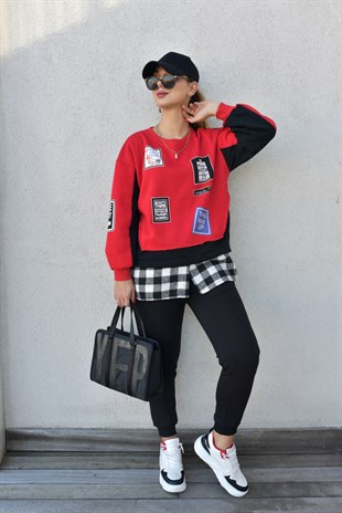 Etiket Detaylı Kırmızı Sweatshirt