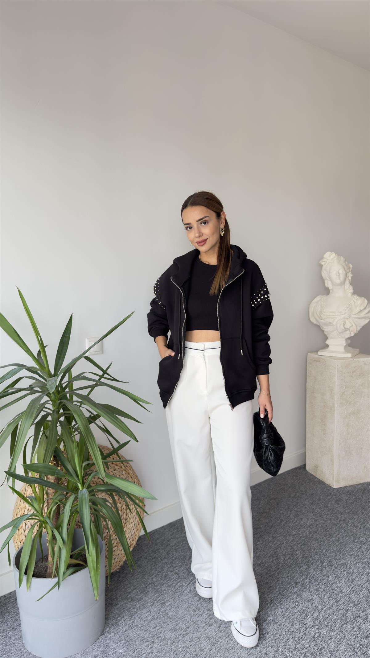 Orj Model Kolları Taşlı Siyah Sweat