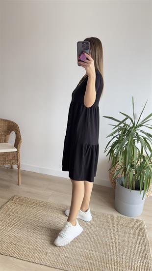 Lola Volanlı Siyah Basic Elbise