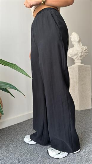 Siyah Resa Gold Fermuarlı Tensel Takım