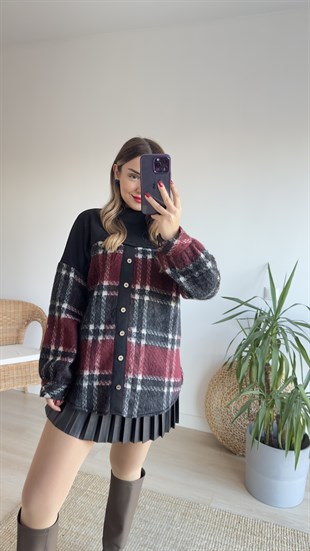 Ekose Detaylı Dik Yaka Siyah Sweat