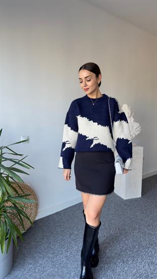 Lacivert Geçişli Massi Model Kazak