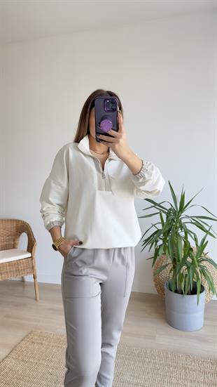 Yarım Fermuar Paraşüt Detay Beyaz Sweat
