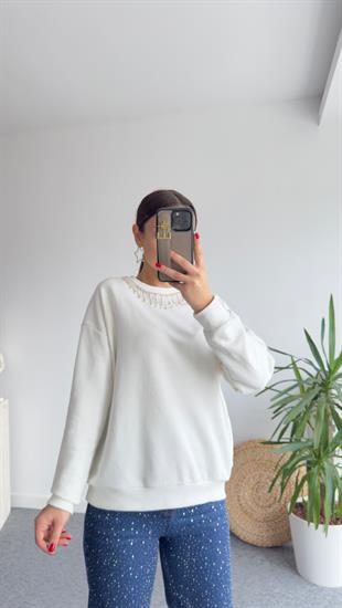 Gtip Yaka Taşlı Beyaz Sweat