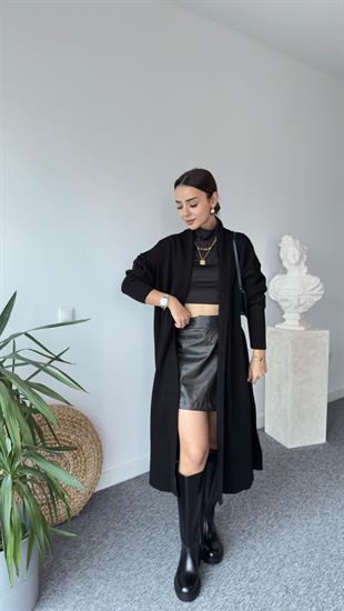 Yırtmaçlı Siyah Uzun Hırka