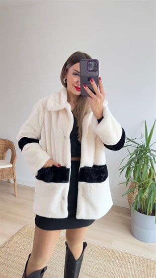 Siyah Şerit Detaylı Ekru Peluş Mont