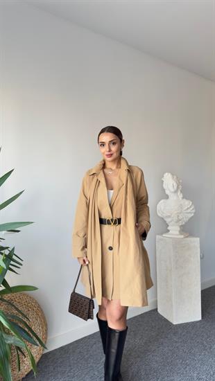 Çıkarılabilir Şal Detaylı Camel Massi Trençkot