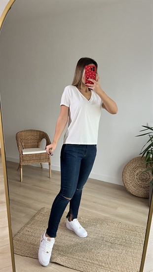 Pamuklu V Yaka Ekru Basic Tshirt
