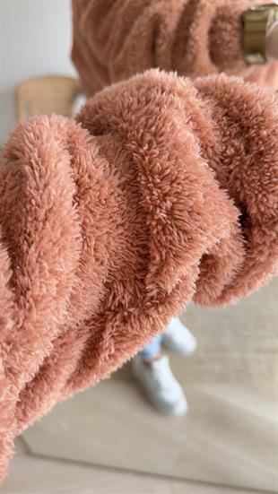 Peluş Detay Pudra Kapitone Ceket