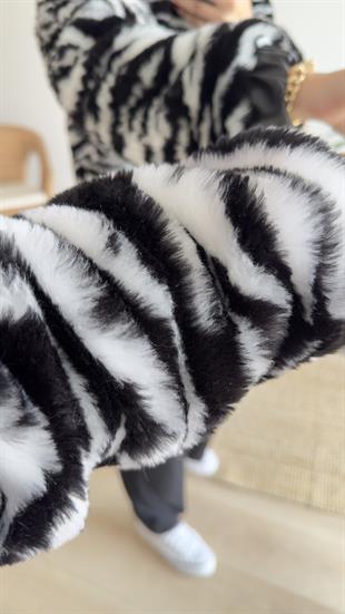 Deri Garnili Zebra Desen Peluş Mont