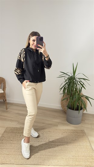 Kolları Zebra Detaylı Siyah Sweatshirt
