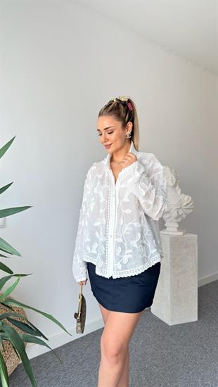 Nueava Nakışlı Ekru Gömlek