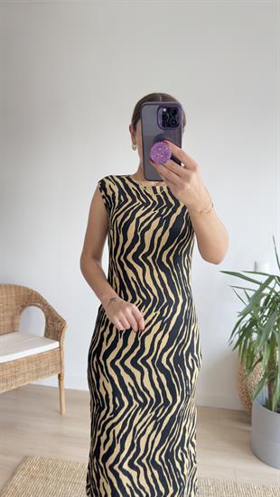 Bej Zebra Desen Yırtmaçlı Elbise