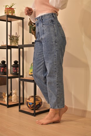 Önü Şerit Detaylı Mom Jean