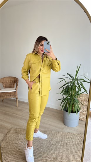 Yüksel Bel Lastikli Yeşil Deri Pantolon