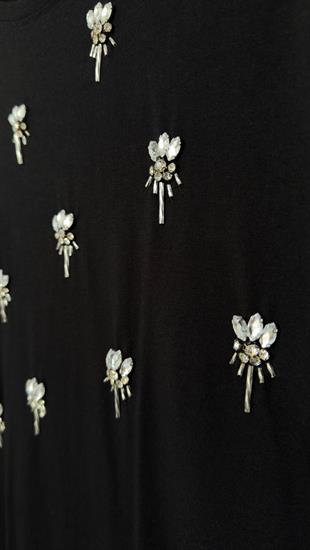 Roso Taş Detaylı Siyah Tshirt