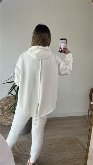 Arkası Yırtmaçlı Kapüşonlu Beyaz Sweat