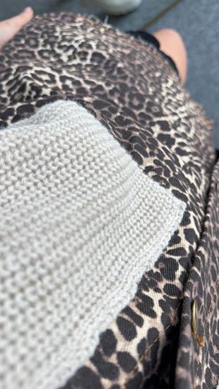 Peony Bej Triko Detaylı Leopar Hırka
