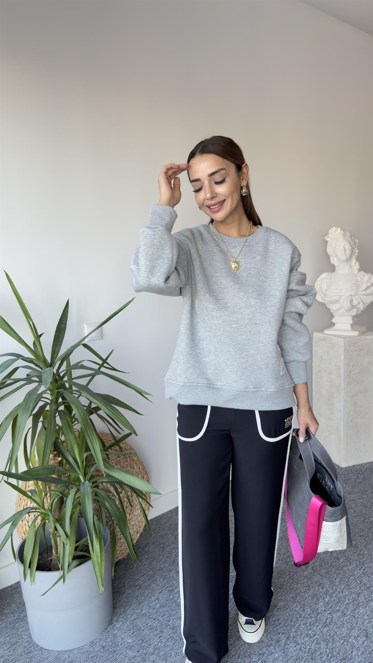 Sırt Fermuar Ve Etiket Detay Zra Model Sweat