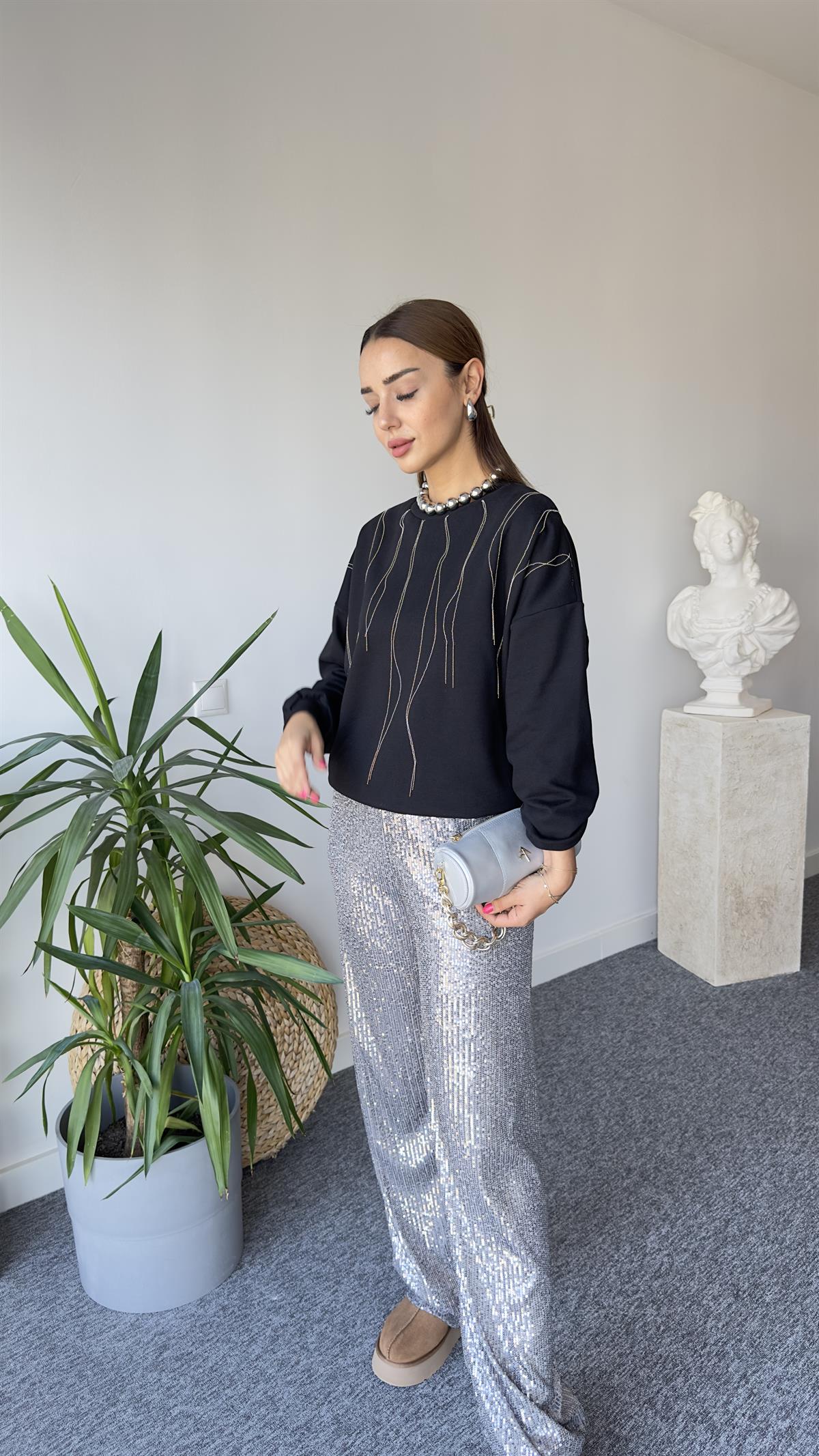 Ntwrk Model Zincir Detay Siyah Sweat