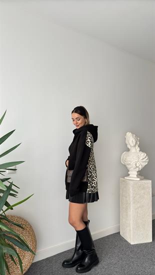Lagos Sırt Leopar Detaylı Siyah Sweatshirt
