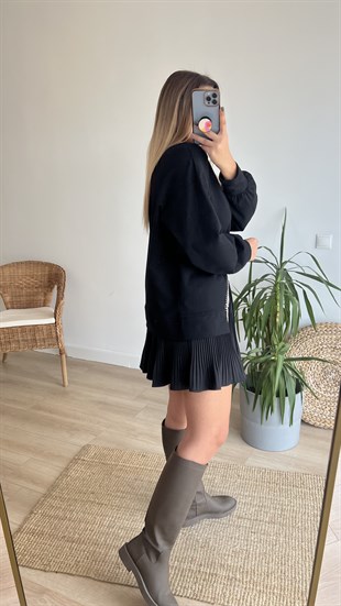 Önü V Taş Detaylı Tasarım Sweat