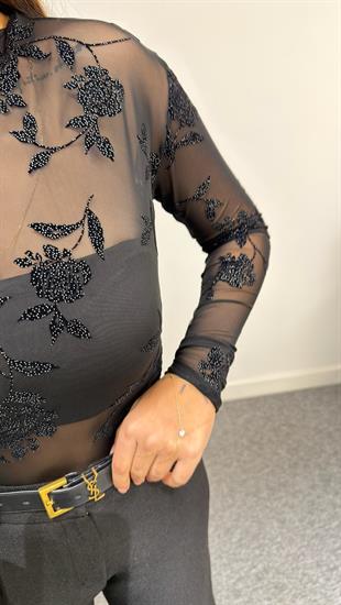 İşleme Detaylı Siyah Transparan Bluz