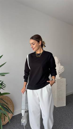 Marka Model Bantlı Siyah Sweatshirt