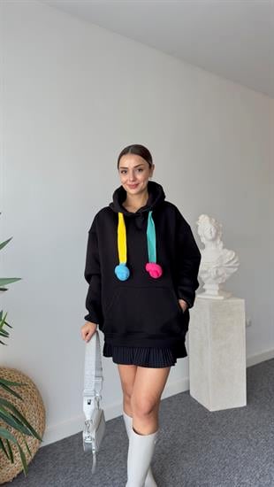Renkli Kordon Detaylı Salaş Siyah Sweatshirt