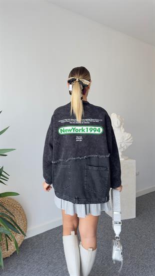 Altı Kotlu Düğme Detaylı Sweatshirt