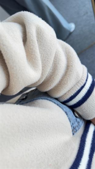 Mavi Şeritli Kot Detaylı Premıum Hırka