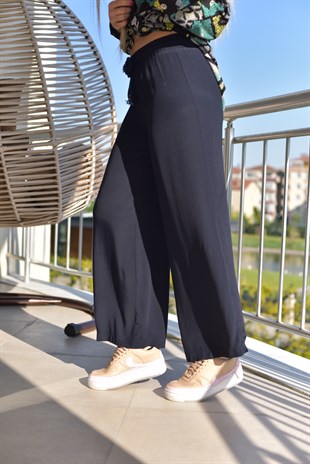 Beli Lastikli Lacivert Pantolon