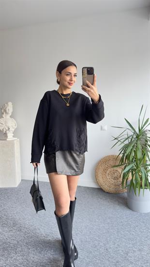 Marka Model Aplike Detay Siyah Sweat