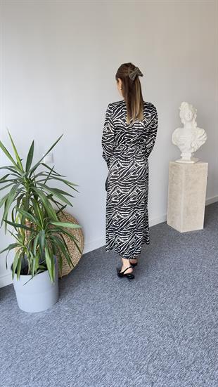 Saten V Yaka Zebra Desen Elbise