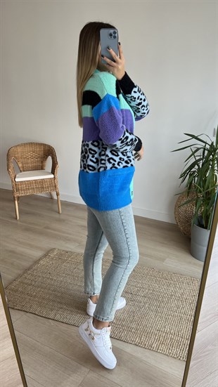 Leopar Detaylı Mavi Yumoş Hırka